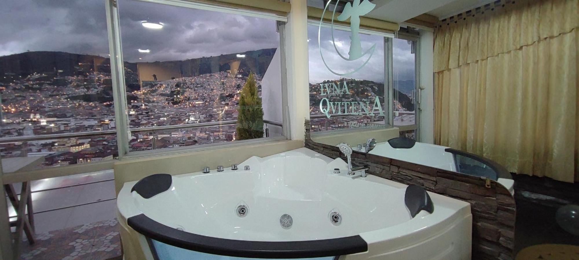 Luna Quitena Hotell Quito Exteriör bild